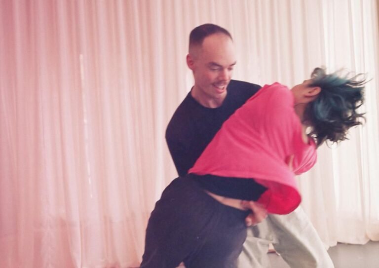 photo_2025-12-06_22-37-36